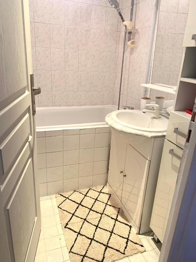 Ferienwohnung Little Champs-Elysees Drancy Exterior foto